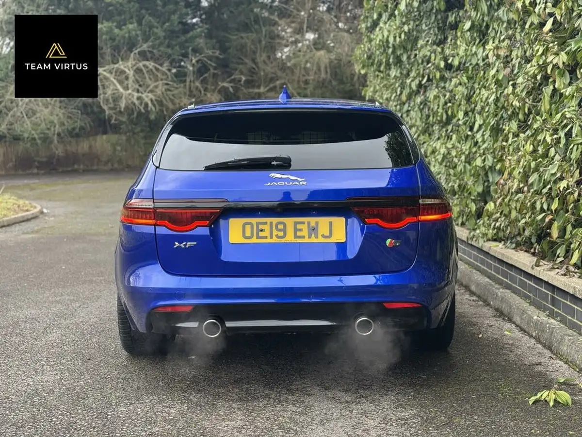2019-jaguar-xf-30td-ss-sportbrake-5d-big-12
