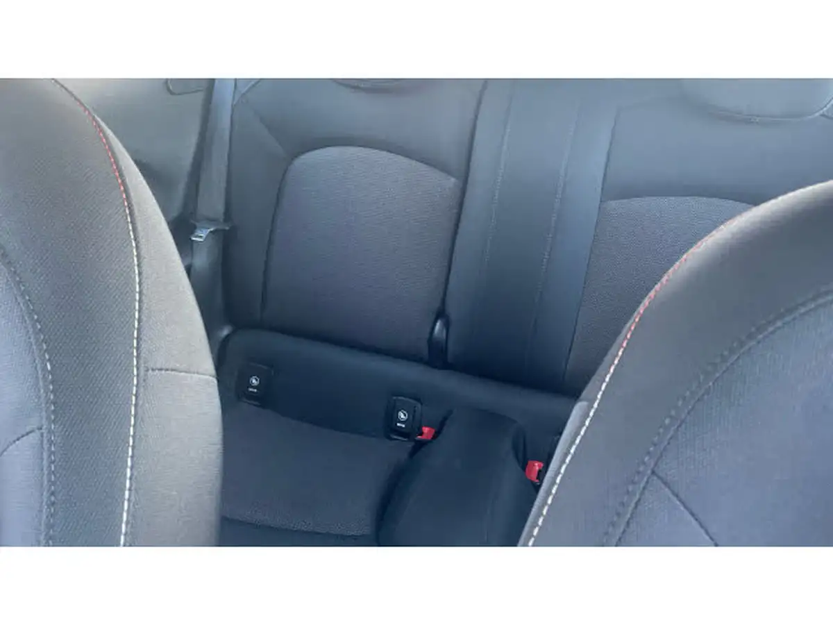 2019-mini-cooper-15-cooper-classic-hatchback-3d-big-14
