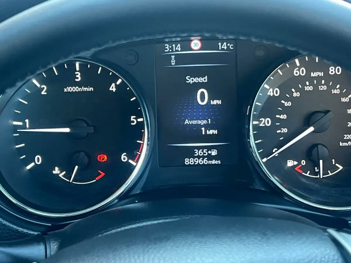 2015-nissan-qashqai-15dci-n-tec-big-51