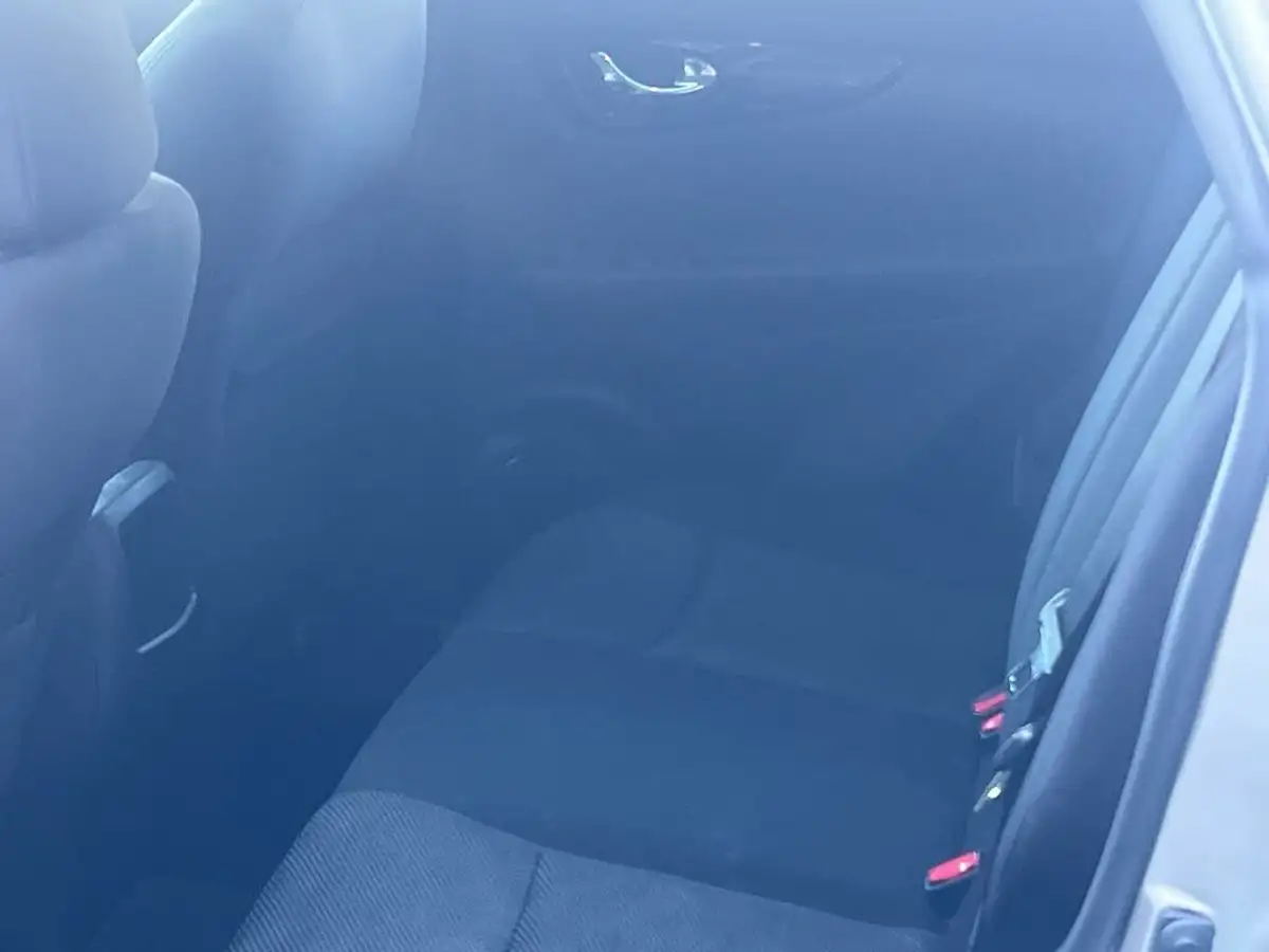 2015-nissan-qashqai-15dci-n-tec-big-27