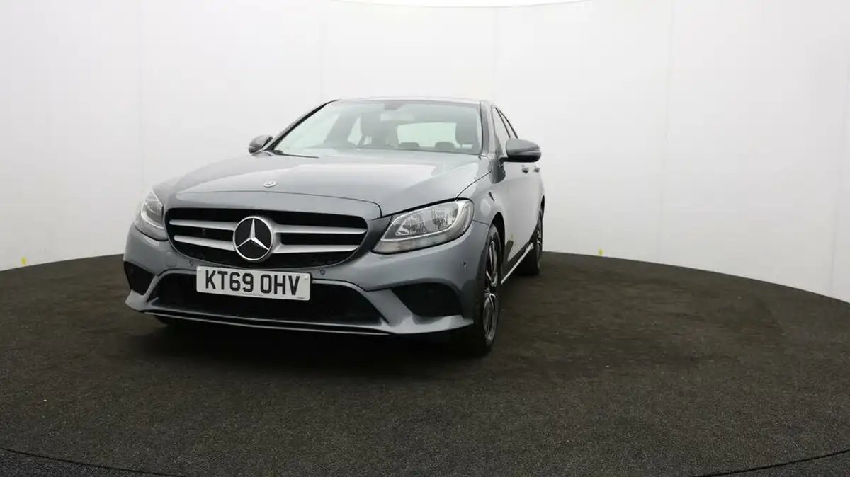 2020-mercedes-benz-c-class-15-c200-se-saloon-4d-big-49