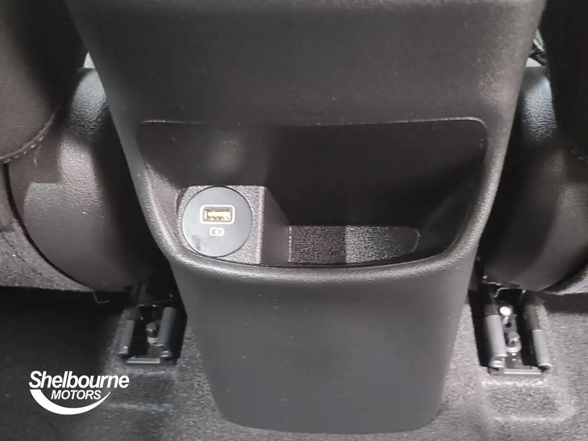 2022-hyundai-kona-16-gdi-premium-big-40