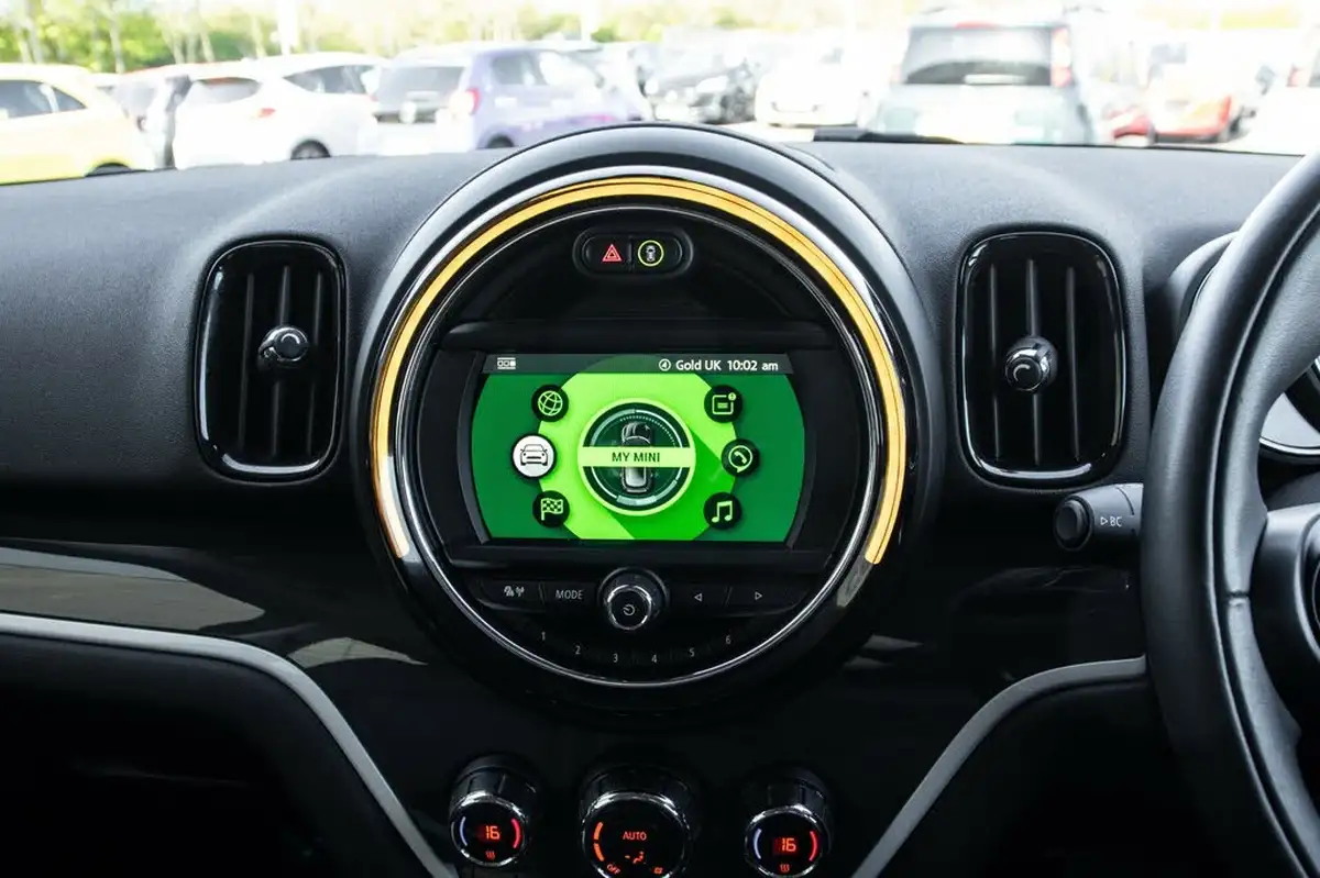 2018-mini-countryman-15-cooper-s-e-phev-ss-big-21