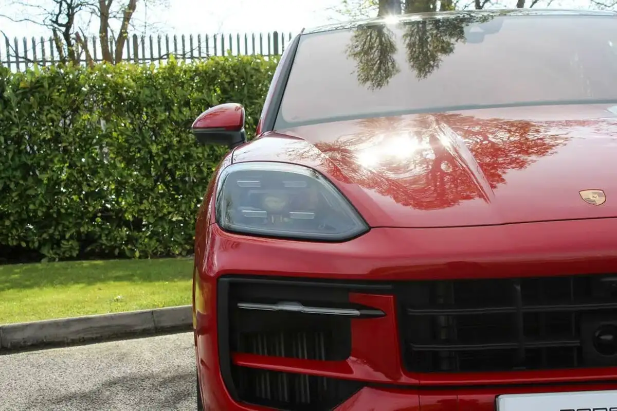 2024-porsche-cayenne-30-v6-353ps-coupe-big-12
