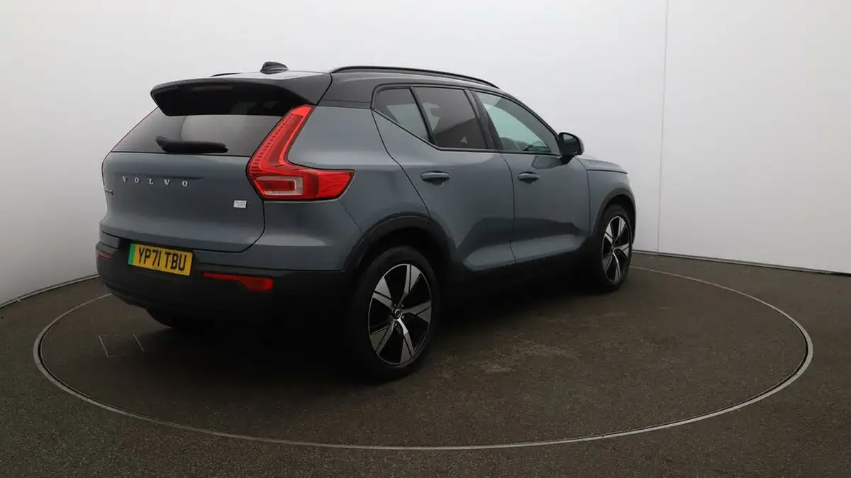 2021-volvo-xc40-e-twin-recharge-plus-big-46