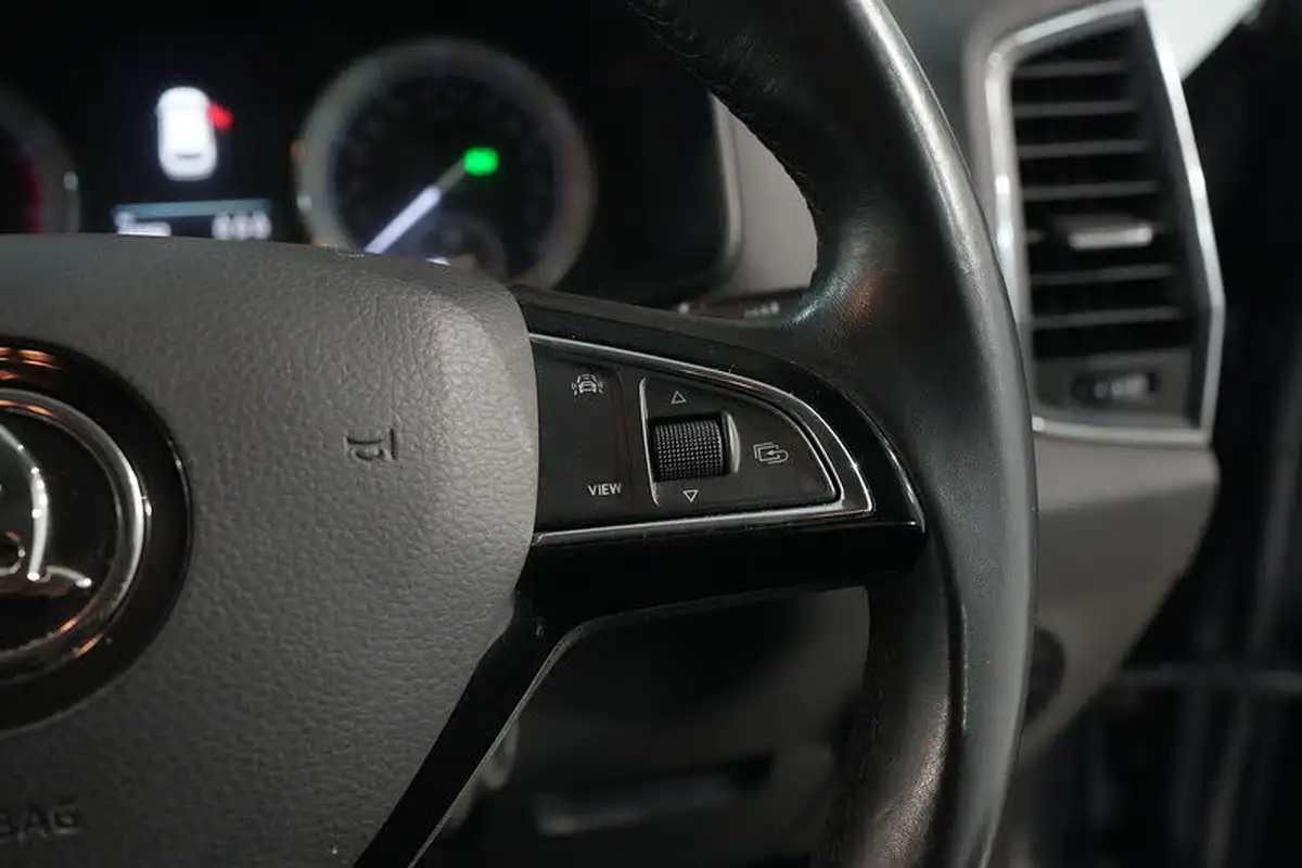 2018-skoda-karoq-15-tsi-se-l-act-dsg-big-24