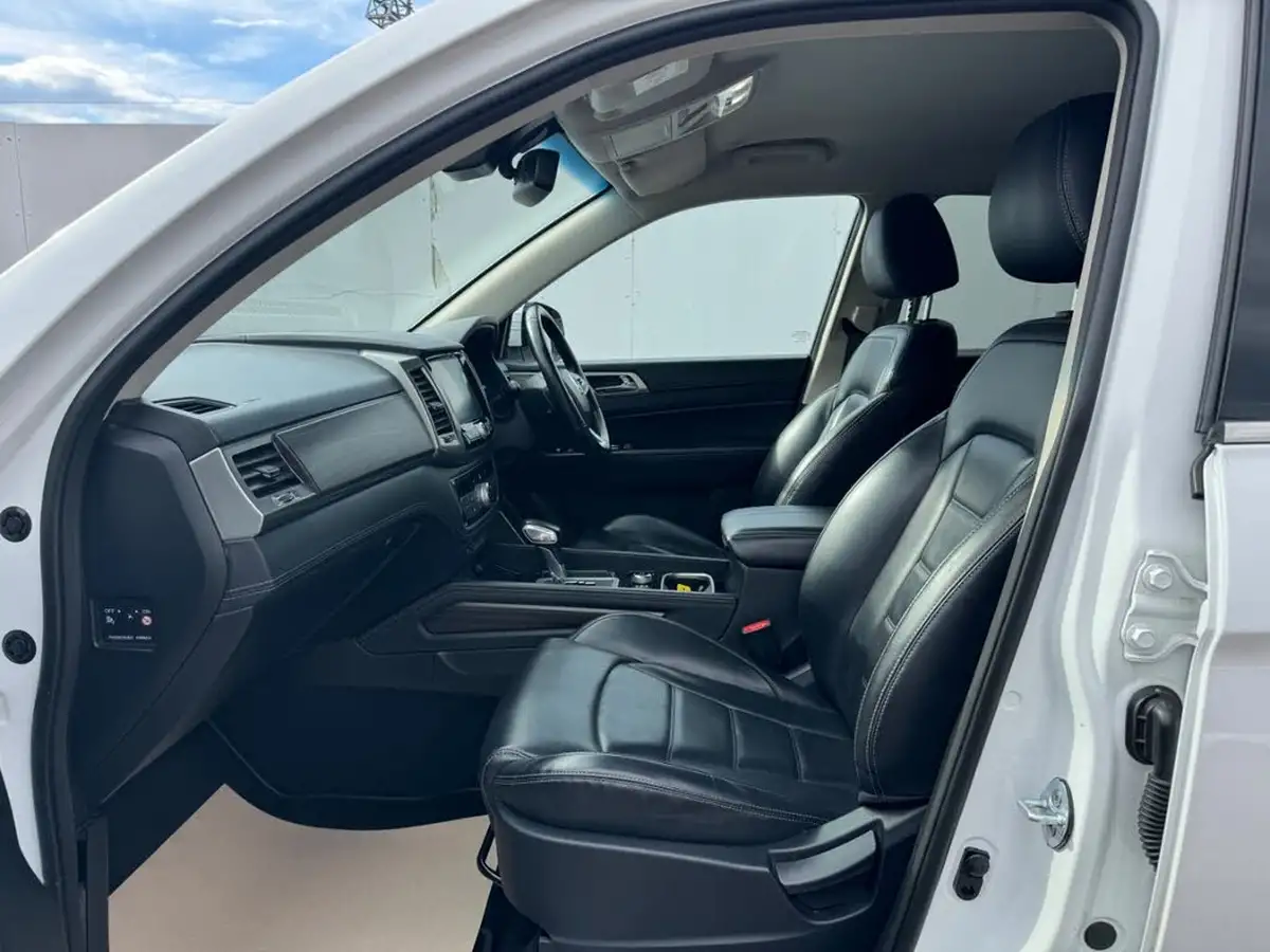 2019-kgm-ssangyong-rexton-22td-ice-big-12