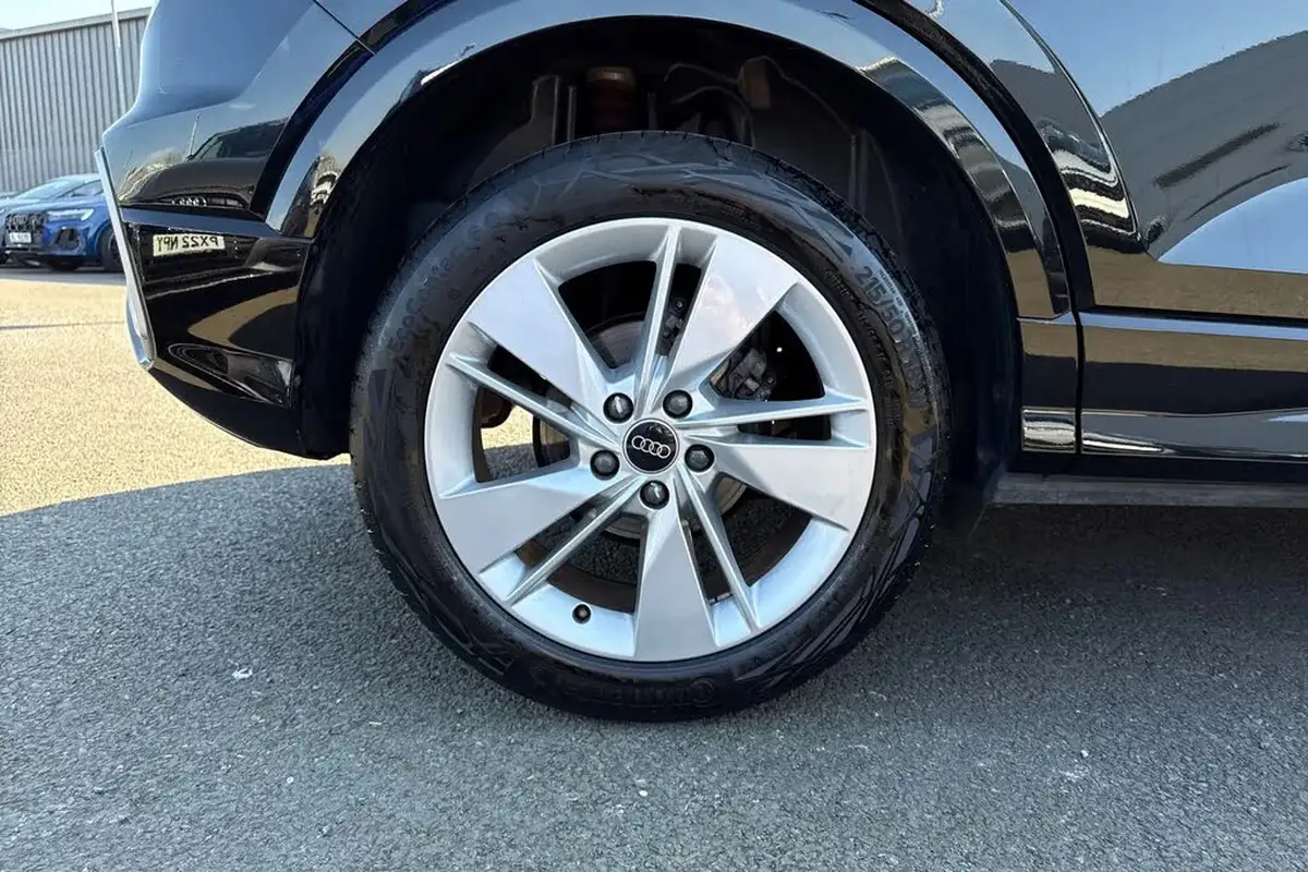 2023-audi-q2-15-35-tfsi-s-line-tronic-big-11