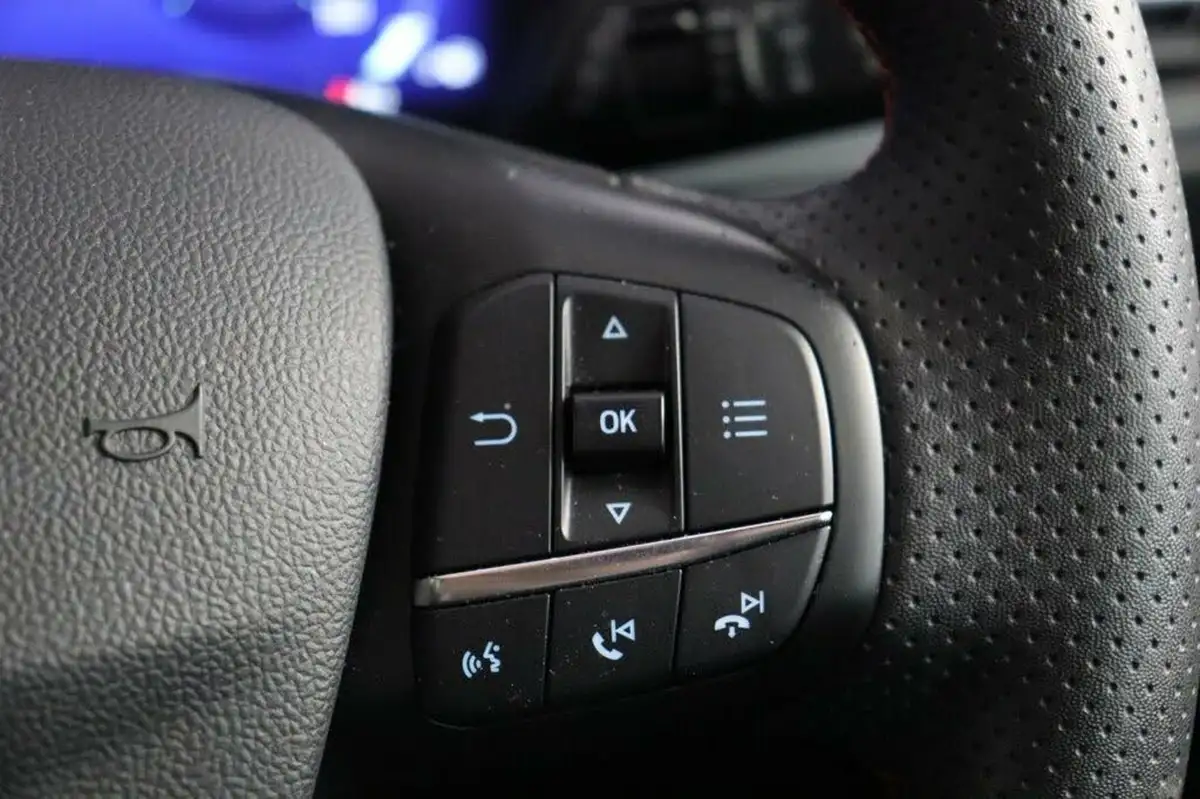 2022-ford-kuga-25t-st-line-x-edition-225ps-phev-big-34