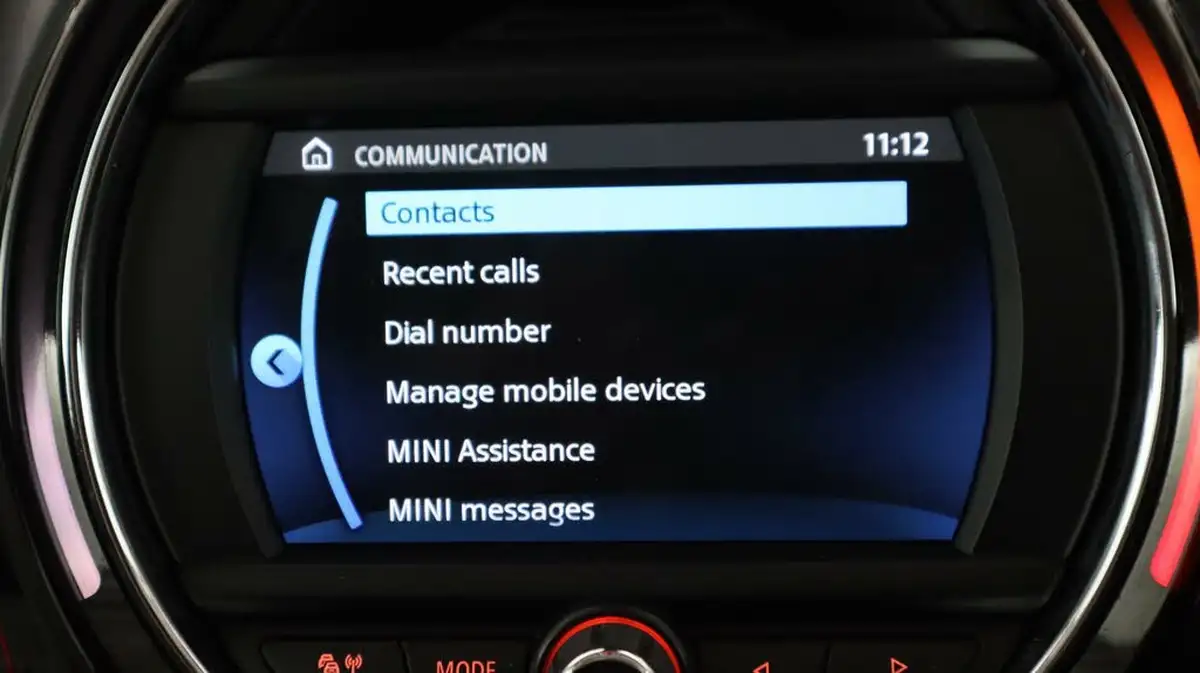 2019-mini-countryman-15-cooper-exclusive-all4-big-25