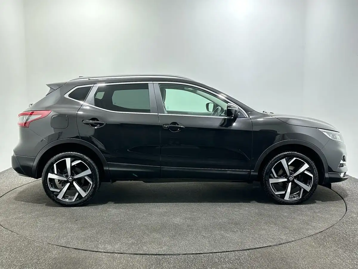 2021-nissan-qashqai-13-dig-t-n-motion-140ps-big-7