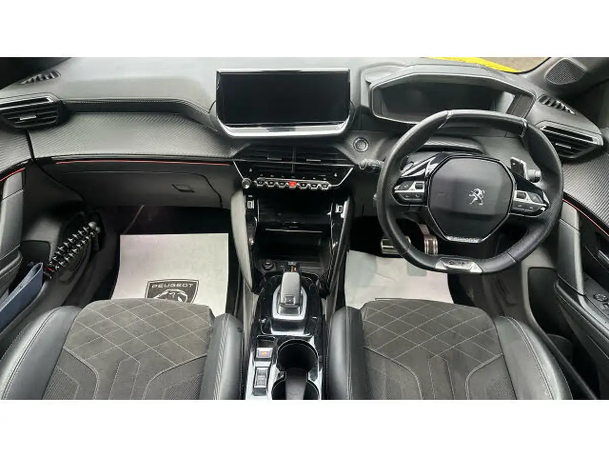 2021-peugeot-208-12-puretech-gt-premium-100bhp-eat8-big-9