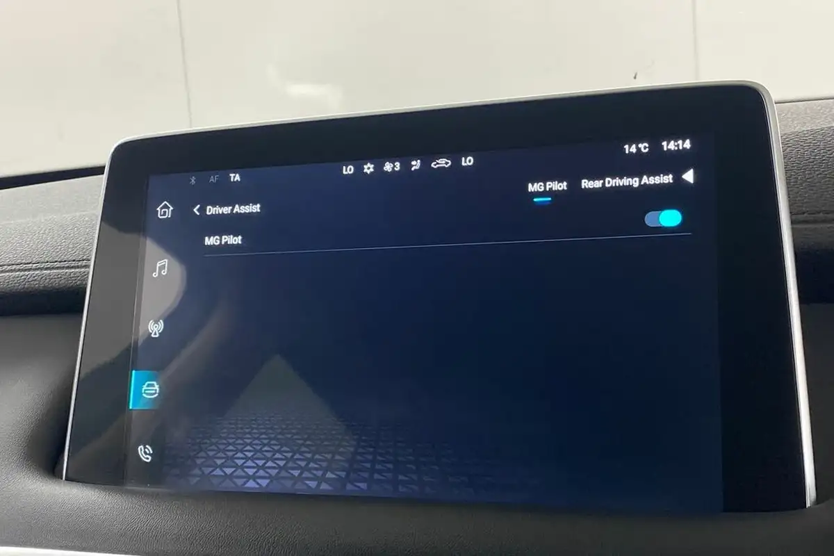 2023-mg-hs-15t-gdi-trophy-258ps-plug-in-hybrid-auto-big-25