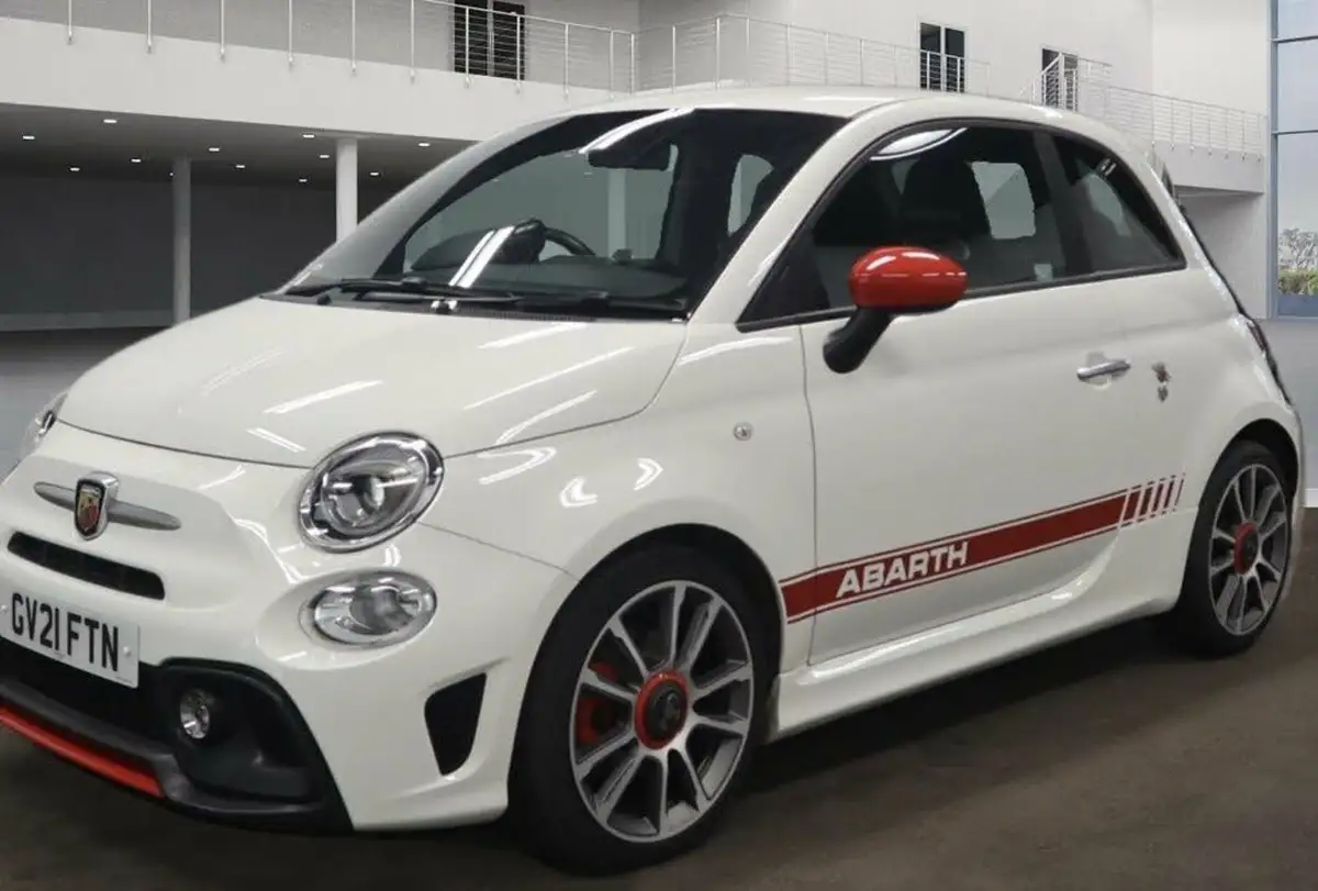 2021-abarth-595-14-tjet-turismo-big-1