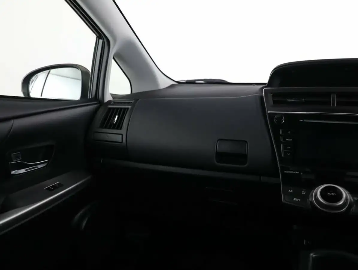 2020-toyota-prius-18-vvt-i-excel-big-33