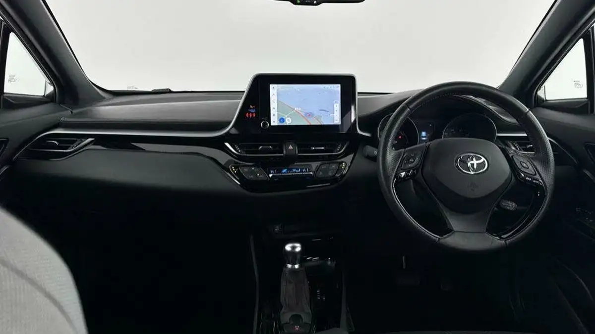 2023-toyota-c-hr-20-vvt-i-gr-sport-181bhp-big-10