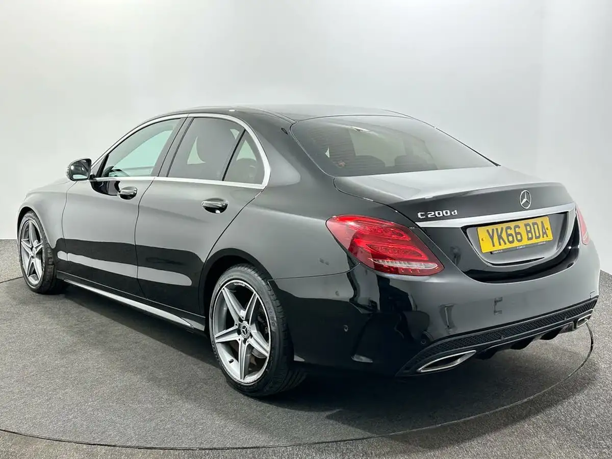 2017-mercedes-benz-c-class-16d-c200d-amg-line-ss-saloon-4d-7g-tronic-big-4