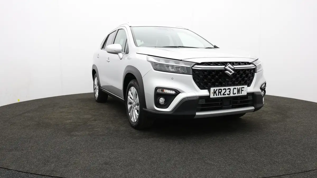2023-suzuki-s-cross-15-motion-big-41