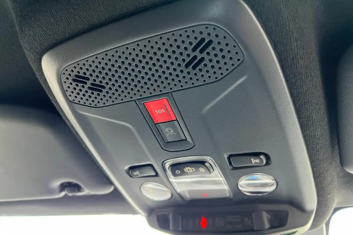 2024-vauxhall-corsa-e-gs-electric-136ps-50kwh-big-37