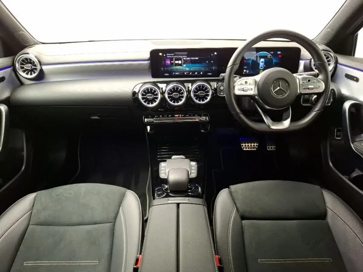 2022-mercedes-benz-a-class-13-a180-amg-line-executive-edition-saloon-4d-7g-dct-big-2