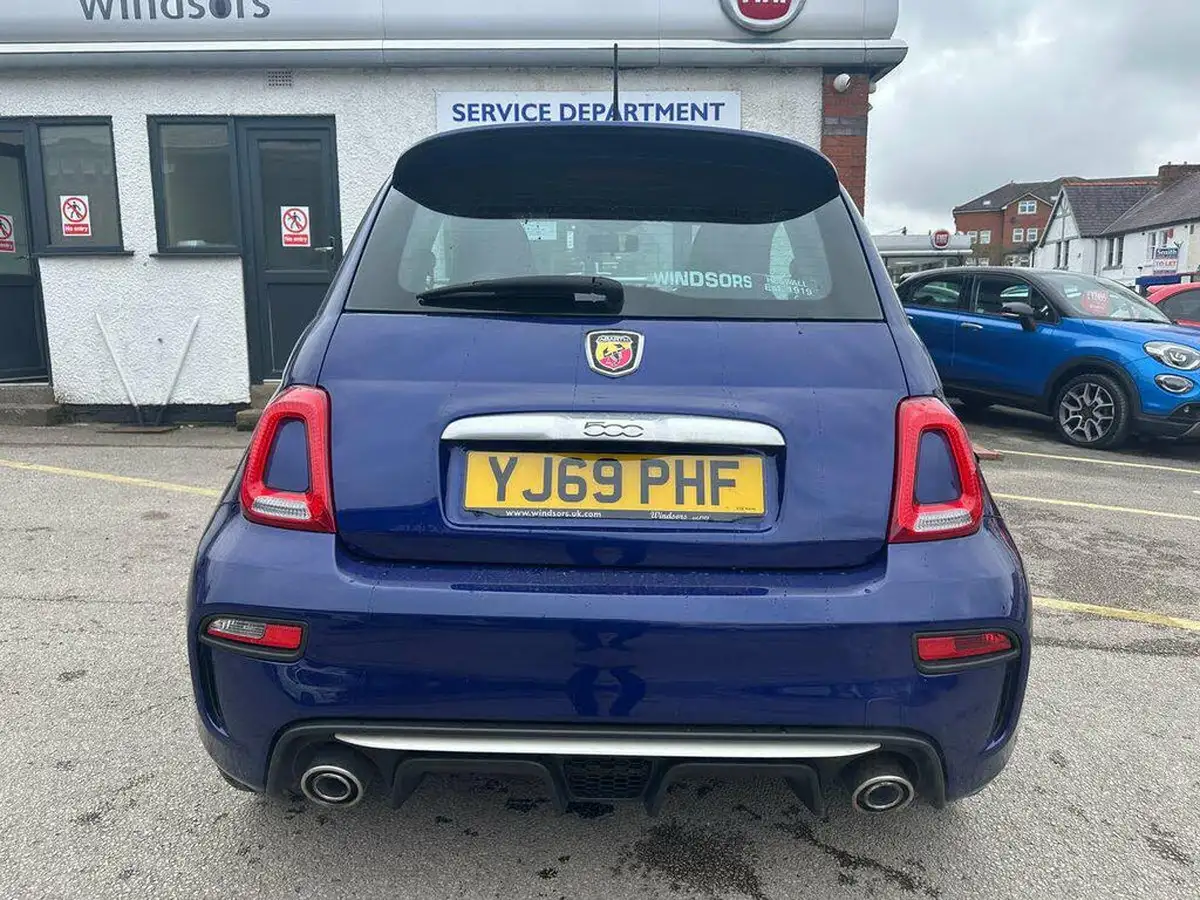 2020-abarth-595-14-tjet-big-9