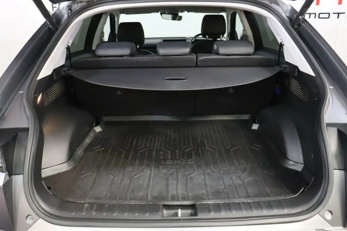 2021-hyundai-ioniq-5-e-ultimate-217ps-73kwh-rwd-big-23