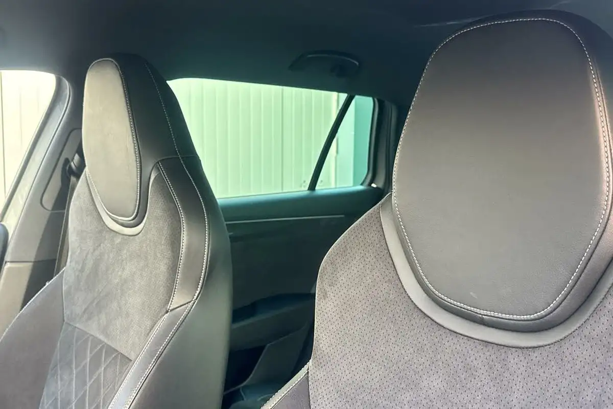 2019-skoda-superb-15-tsi-sportline-plus-estate-dsg-big-18