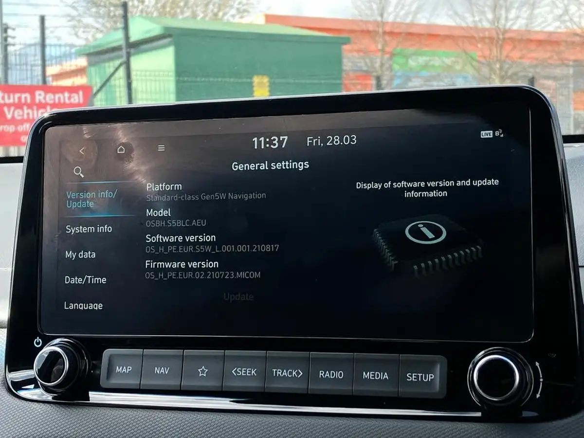 2022-hyundai-kona-16-gdi-premium-big-33