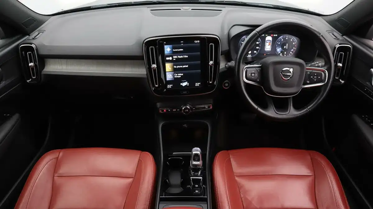 2020-volvo-xc40-20-b4-inscription-awd-big-13