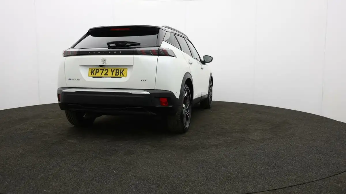 2021-peugeot-2008-suv-e-gt-big-73