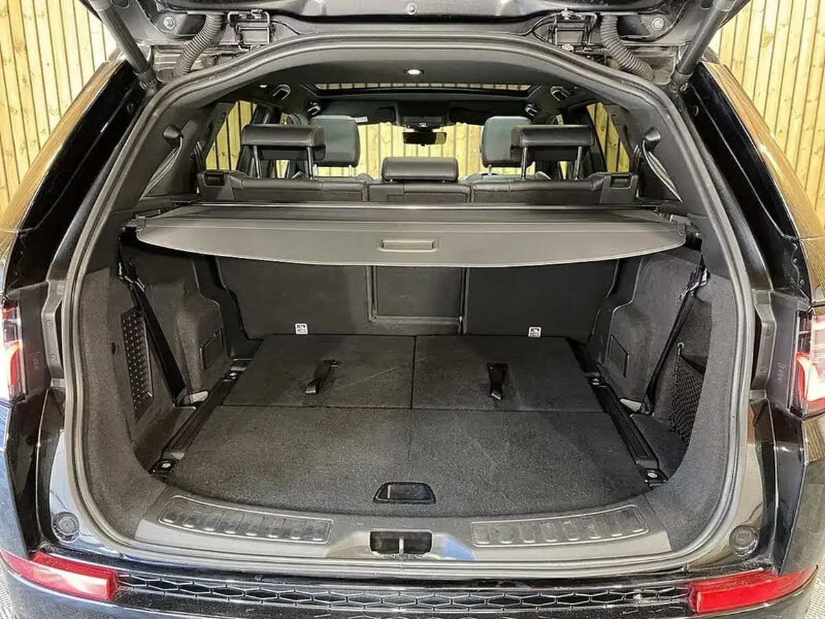 2020-land-rover-discovery-sport-20-d180-r-dynamic-hse-big-13