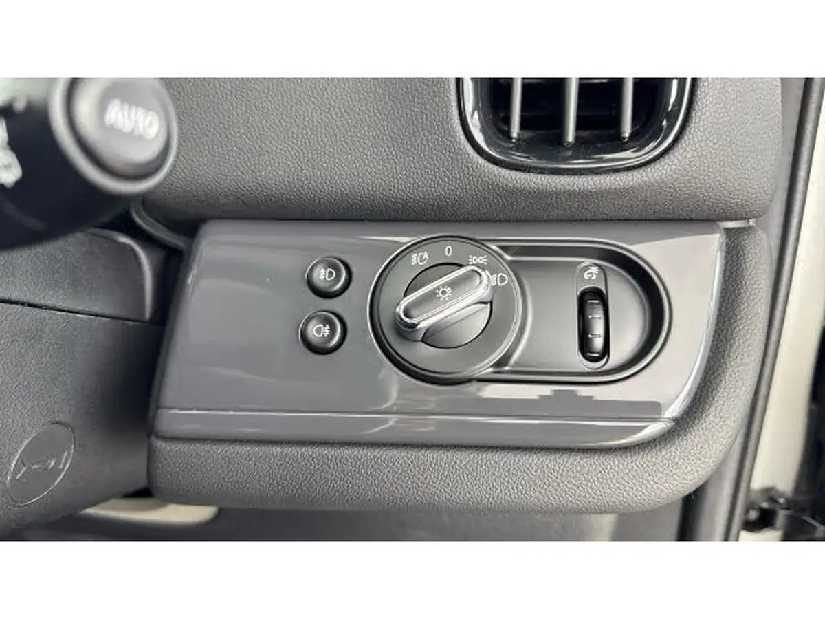2022-mini-countryman-15-cooper-classic-premium-auto-big-30