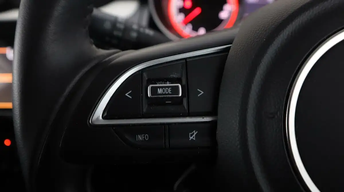 2019-suzuki-swift-10-boosterjet-sz-t-big-22