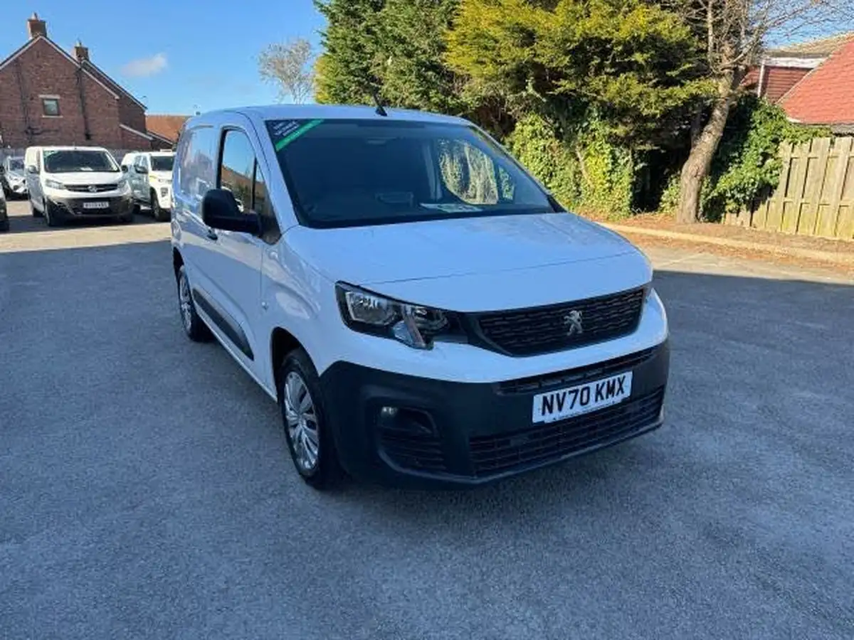 2021-peugeot-partner-15-bluehdi-1000-professional-100ps-eu6dt-panel-big-1
