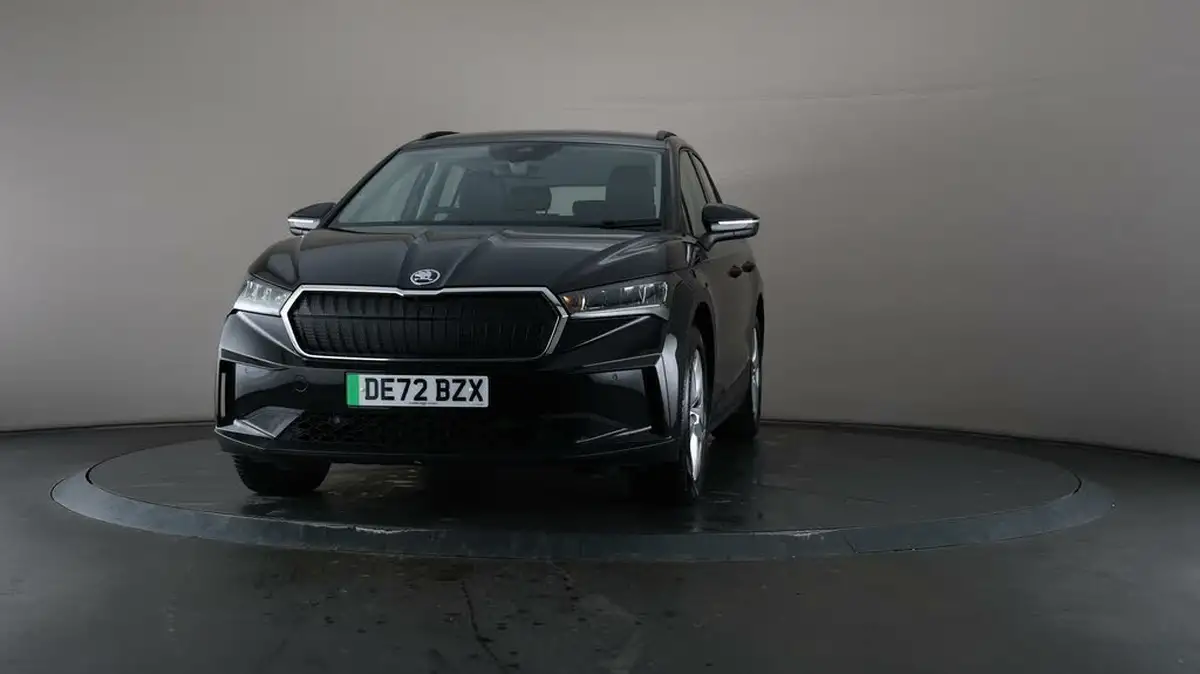 2022-skoda-enyaq-e-60-big-40