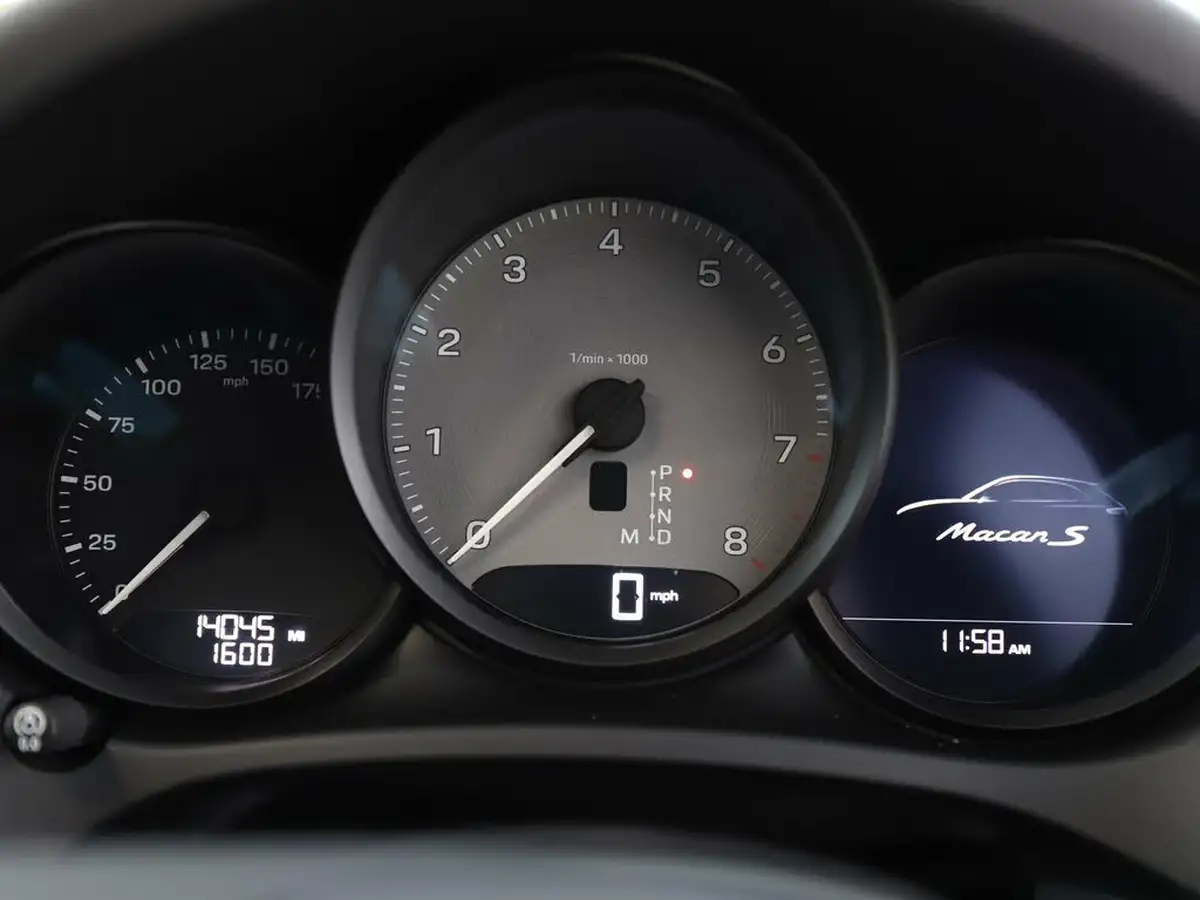 2023-porsche-macan-29-v6-s-big-29