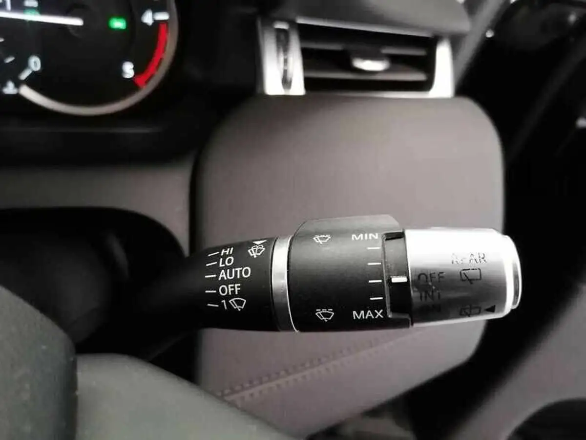 2019-land-rover-discovery-sport-20-d150-s-awd-auto-big-24