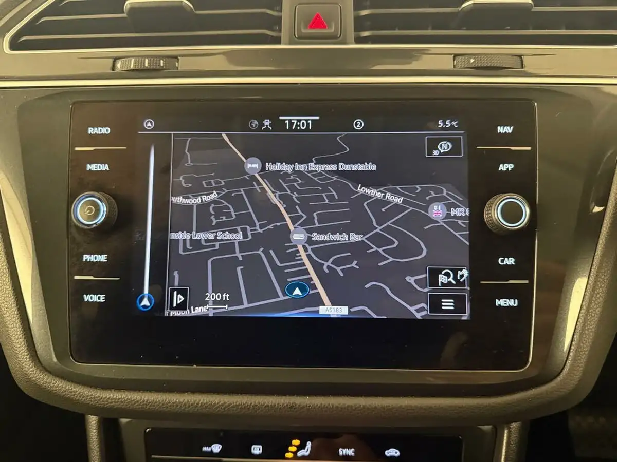 2021-volkswagen-tiguan-15-tsi-life-150ps-dsg-big-54