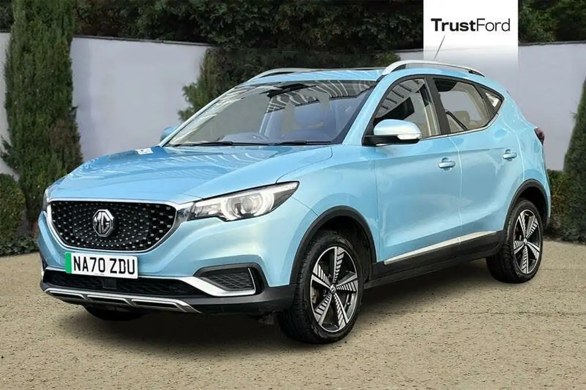 2020-mg-zs-suv-e-exclusive-ev-big-4