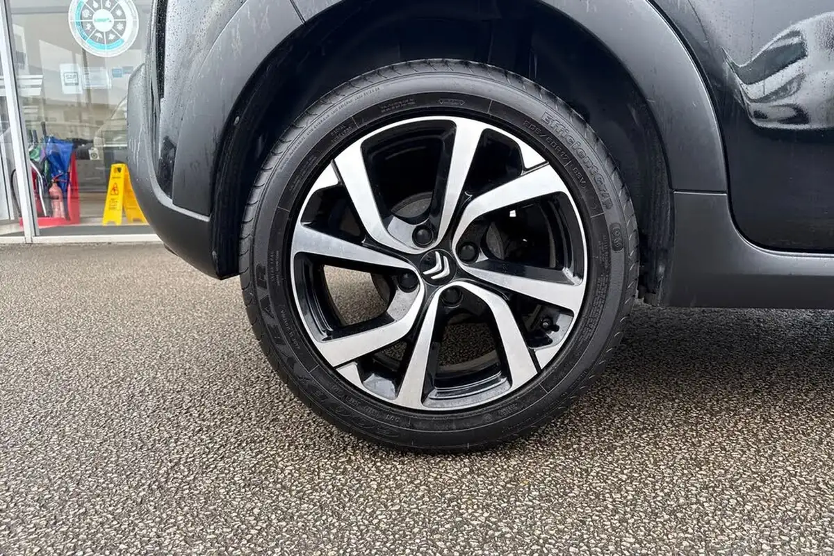 2023-citroen-c3-12-puretech-shine-plus-83ps-ss-big-21