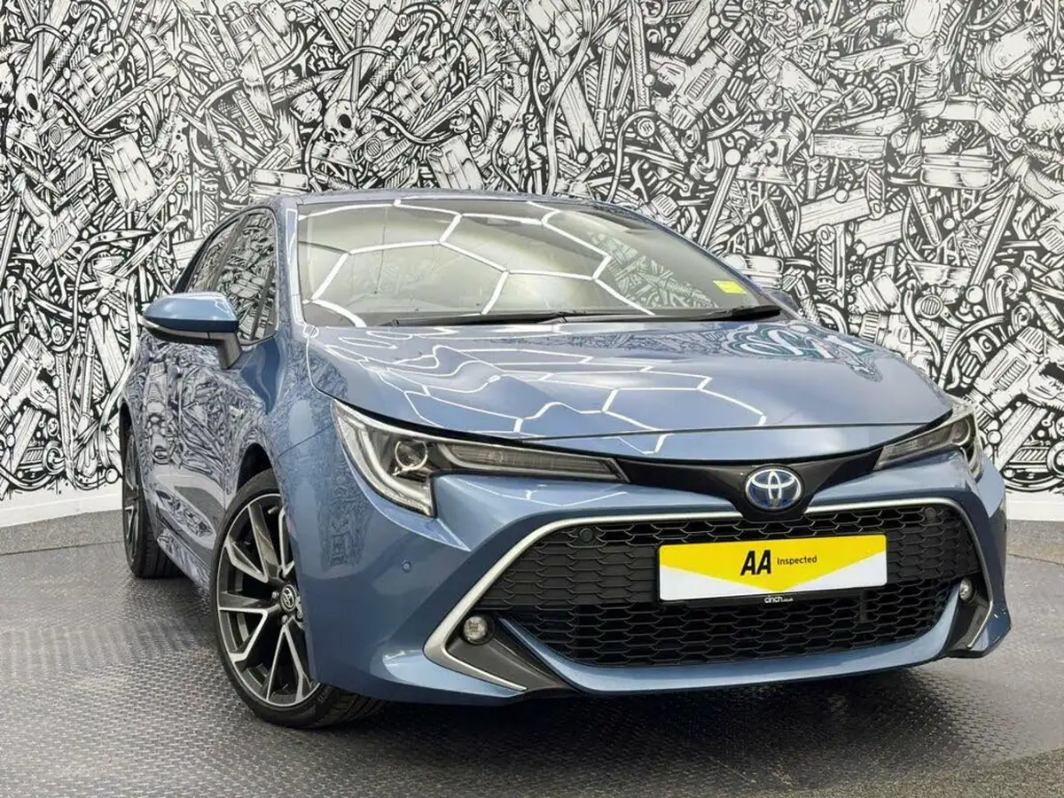 2021-toyota-corolla-18-vvt-i-excel-trk-hatchback-big-1