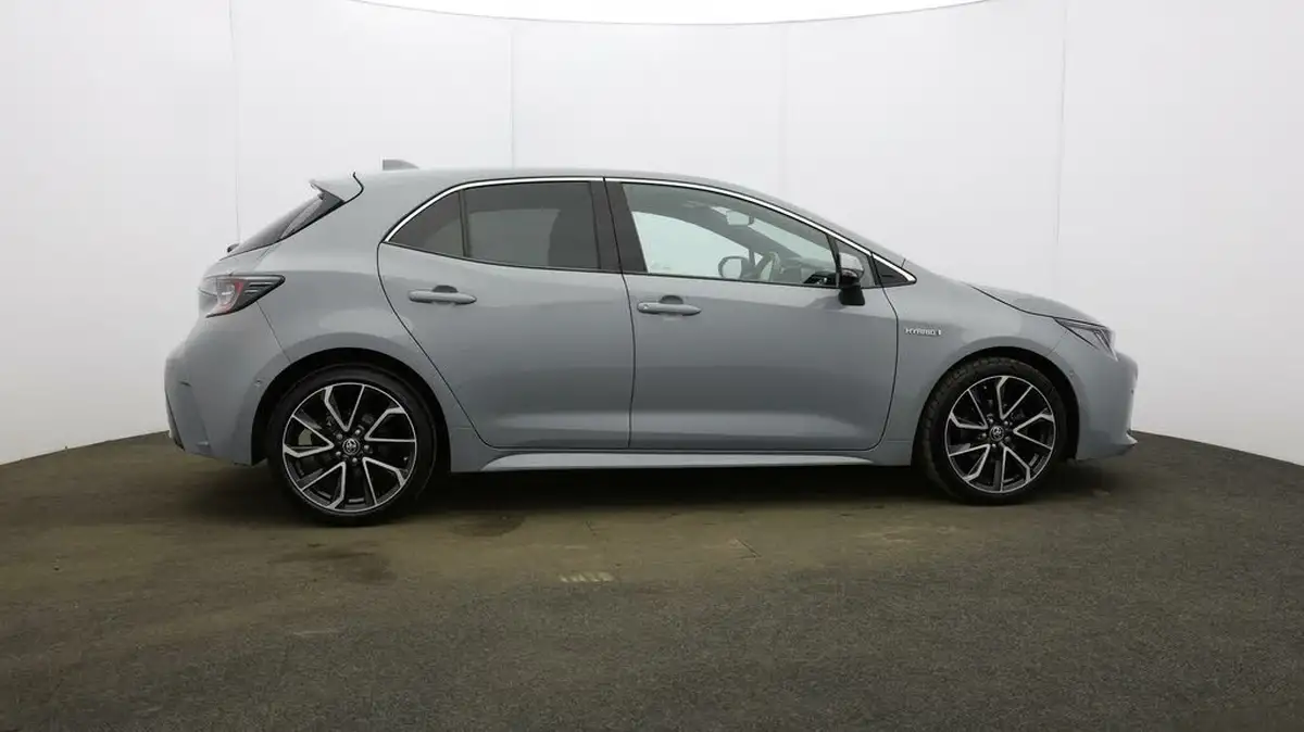 2020-toyota-corolla-18-vvt-i-excel-trk-hatchback-big-44