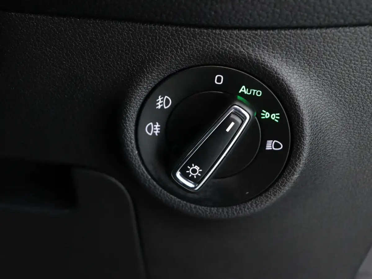 2021-skoda-kodiaq-15-tsi-se-l-dsg-big-28