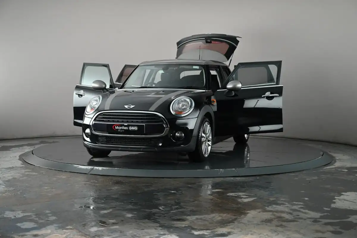 2018-mini-cooper-15-cooper-seven-5d-auto-big-37