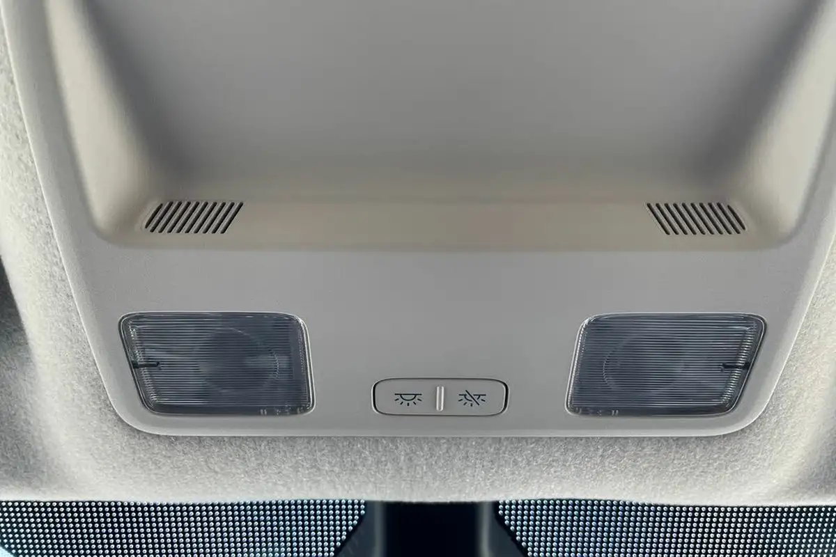 2022-ford-fiesta-10t-titanium-100ps-big-39