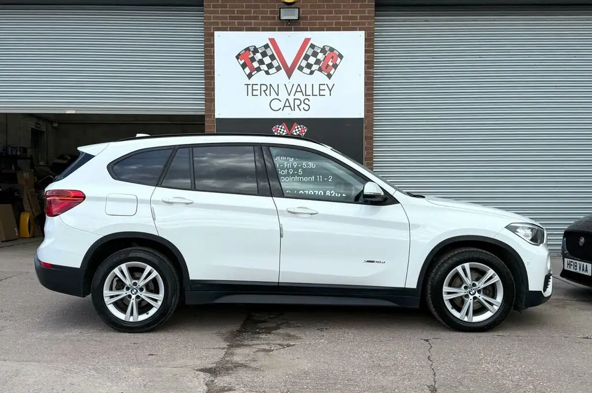 2017-bmw-x1-20td-xdrive18d-se-big-31