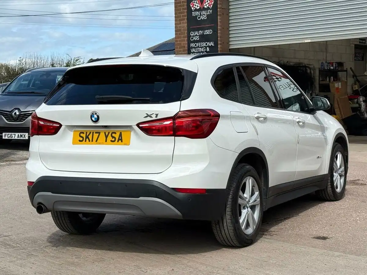2017-bmw-x1-20td-xdrive18d-se-big-75