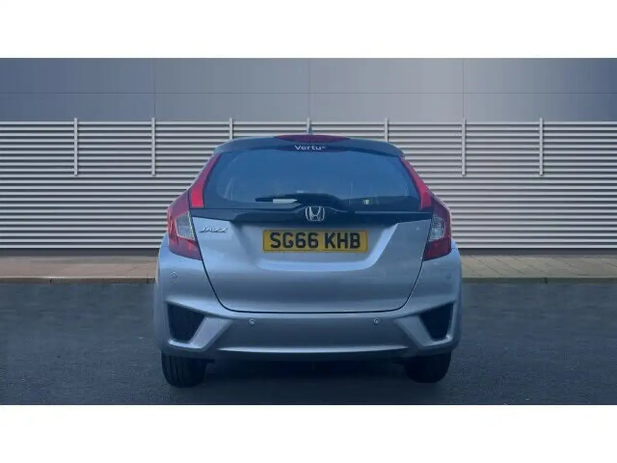 2016-honda-jazz-13-i-vtec-se-big-5