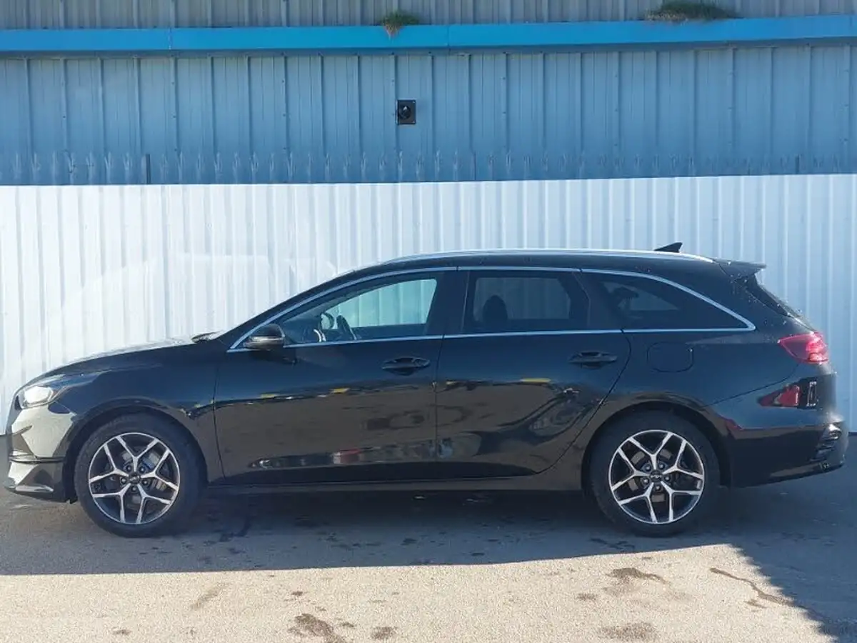 2024-kia-ceed-15-t-gdi-3-sportswagon-dct-big-3