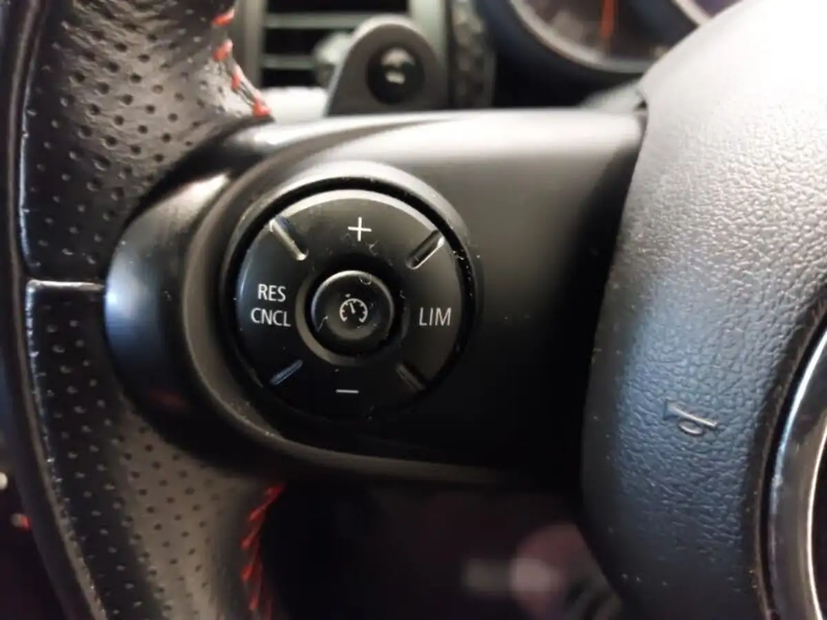 2019-mini-cooper-20-cooper-s-sport-189bhp-hatchback-3d-auto-big-14
